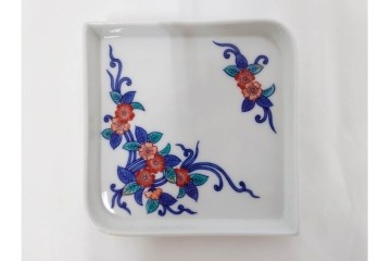 今泉今右衛門　錦　唐花文　約13cm　4.2寸　上品な佇まいの銘々皿5枚セット　(R-084772)