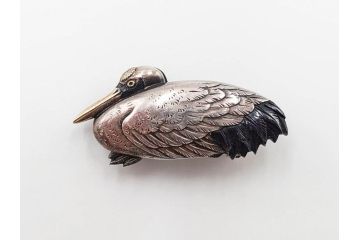 戦前　当時物　アンティーク　　彫金家 桂光春　鶴　繊細な彫刻が見事な帯留(つる、ツル、鳥、帯留め、ブローチ、着物道具、和装小物、アクセサリー)(R-084775)