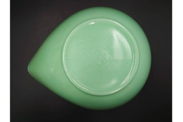 アメリカ　Fire-King(ファイヤーキング) 　ジェダイ 　ティアドロップ　 光を含んだ淡緑が美しいスウェディッシュモダンボウル4点セット 　(R-084777)