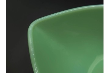 アメリカ　Fire-King(ファイヤーキング) 　ジェダイ 　ティアドロップ　 光を含んだ淡緑が美しいスウェディッシュモダンボウル4点セット 　(R-084777)