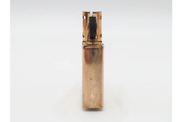 1992年製　ZIPPO(ジッポー)　ゴールド　猫のデザインが優雅さを演出するライター　(R-084778)