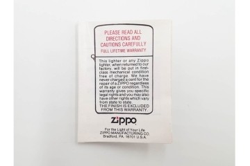 1992年製　ZIPPO(ジッポー)　ゴールド　猫のデザインが優雅さを演出するライター　(R-084778)
