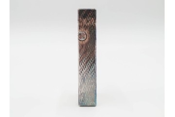 イギリス　dunhill(ダンヒル)　波模様(ウェーブ)　シルバー　24/63　格調高く彩るローラガスライター　(R-084779)