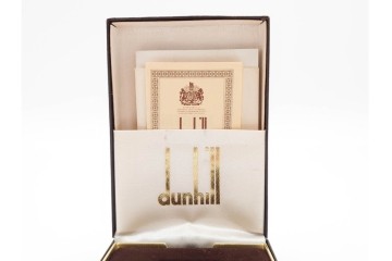 イギリス　dunhill(ダンヒル)　波模様(ウェーブ)　シルバー　24/63　格調高く彩るローラガスライター　(R-084779)