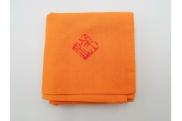 谷本洋　伊賀　高さ 約15cm　力強い造形が魅力の蹲花入　(R-084781)