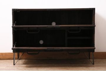 和製アンティーク　明治期　上手物!!　箪笥リメイク　三方欅(ケヤキ)材　温もりと重厚感を備えた和モダン空間の主役になるフラップダウン扉の脚付きテレビ台(テレビボード、リビングボード、収納棚、戸棚)(R-084784)