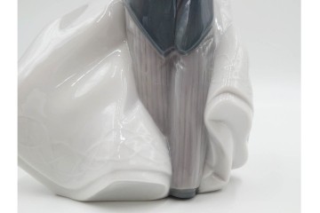 スペイン製　LLADRO(リヤドロ)　「幸せのはじまり」　フィギュリン　定価約9万6800円相当　品質保証書・箱付き　(R-084787)