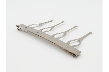 当時物!　旧日本軍(大日本帝国陸軍)　第2種射撃章・戦没従軍記章・戦捷徽章・コンパス(出動記念の刻印入り)・勲章吊り金具の5点セット　(R-084793)