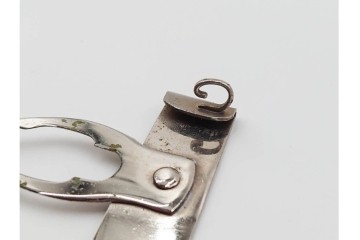 当時物!　旧日本軍(大日本帝国陸軍)　第2種射撃章・戦没従軍記章・戦捷徽章・コンパス(出動記念の刻印入り)・勲章吊り金具の5点セット　(R-084793)