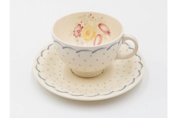 イギリスビンテージ　Susie Cooper(スージークーパー)　グレイリーフ　ドレスデンスプレイ　プランタン　カクタス　アカデミーパターン(チューリップ)　テーブルに華やかさと温かみを添えるカップ&ソーサー4客・プレート5枚セット　(R-084795)