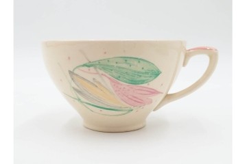 イギリスヴィンテージ　Susie Cooper(スージークーパー)　ロングリーフ　上品で可愛らしいカップ&ソーサー2客・クリーマー・プレート4枚セット　(R-084796)