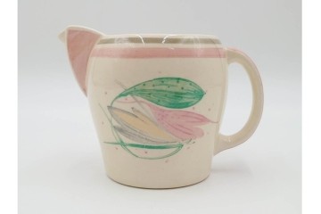 イギリスヴィンテージ　Susie Cooper(スージークーパー)　ロングリーフ　上品で可愛らしいカップ&ソーサー2客・クリーマー・プレート4枚セット　(R-084796)