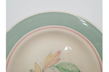 イギリスヴィンテージ　Susie Cooper(スージークーパー)　ロングリーフ　上品で可愛らしいカップ&ソーサー2客・クリーマー・プレート4枚セット　(R-084796)