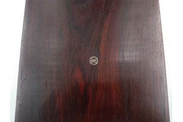 上質な木味　富作　紫檀製　艶やかな木目が映える硯箱　共箱付き　(R-084804)