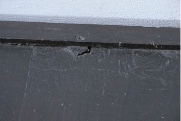 アジアンヴィンテージ　アンティーク調　蝶の羽をモチーフにしたシンメトリーデザインが魅力的な李朝箪笥　(R-084807)