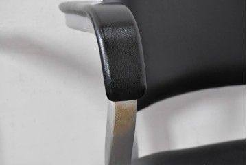 中古　美品　廃番品　レトロモダンなデザインが魅力的なデスクチェア5脚セット　(R-084809)