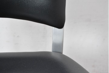 中古　美品　廃番品　レトロモダンなデザインが魅力的なデスクチェア5脚セット　(R-084809)