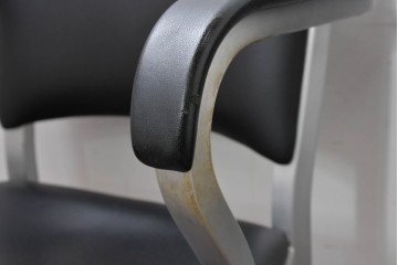 中古　美品　廃番品　レトロモダンなデザインが魅力的なデスクチェア5脚セット　(R-084809)