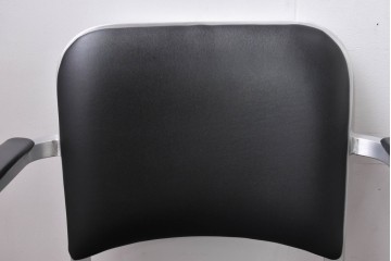 中古　美品　廃番品　レトロモダンなデザインが魅力的なデスクチェア5脚セット　(R-084809)