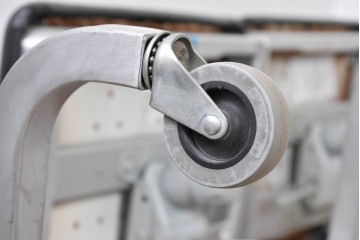 中古　美品　廃番品　レトロモダンなデザインが魅力的なデスクチェア5脚セット　(R-084809)