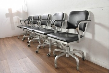 中古　美品　廃番品　レトロモダンなデザインが魅力的なデスクチェア5脚セット　(R-084809)