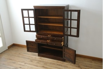 中古　美品　松本民芸家具　落ち着きのある洗練された佇まいが魅力のG-1型面取食器棚　定価約57万円　(R-084810)