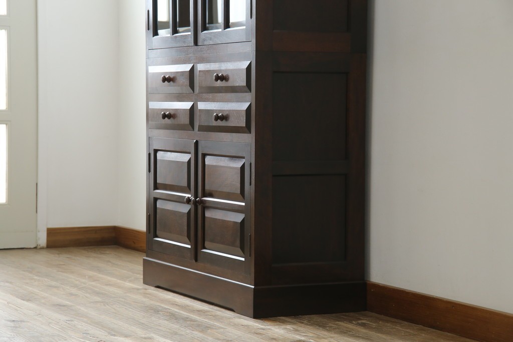 中古　美品　松本民芸家具　落ち着きのある洗練された佇まいが魅力のG-1型面取食器棚　定価約57万円　(R-084810)