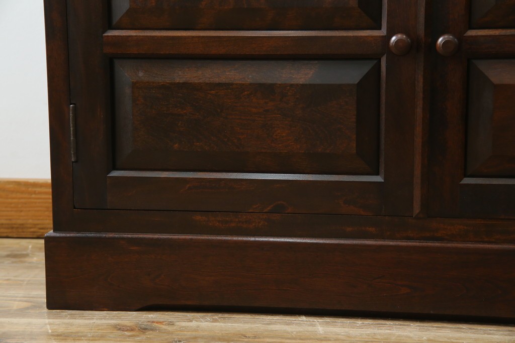 中古　美品　松本民芸家具　落ち着きのある洗練された佇まいが魅力のG-1型面取食器棚　定価約57万円　(R-084810)