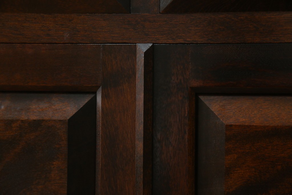 中古　美品　松本民芸家具　落ち着きのある洗練された佇まいが魅力のG-1型面取食器棚　定価約57万円　(R-084810)