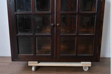 《脚(台輪)取り付け加工費込み》　中古　美品　松本民芸家具　G-1型面取食器棚　落ち着きのある洗練された佇まいが魅力のキャビネット　(R-084811)