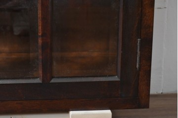 《脚(台輪)取り付け加工費込み》　中古　美品　松本民芸家具　G-1型面取食器棚　落ち着きのある洗練された佇まいが魅力のキャビネット　(R-084811)