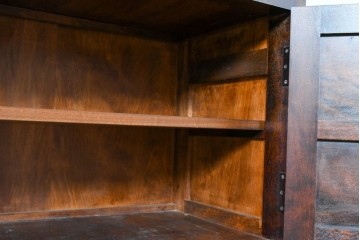 《天板取り付け加工費込み》　中古　美品　松本民芸家具　G-1型面取食器棚　落ち着きのある洗練された佇まいが魅力のキャビネット　(R-084812)