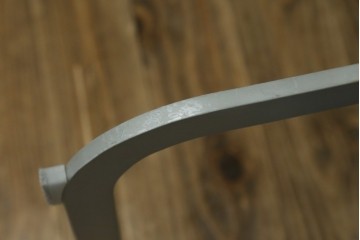 中古　イタリア高級家具　Lapalma(ラパルマ)　インテリアに映える曲線デザインが目を引くZAスツール　(R-084815)