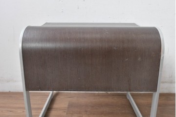 中古　イタリア高級家具　Lapalma(ラパルマ)　インテリアに映える曲線デザインが目を引くZAスツール　(R-084815)