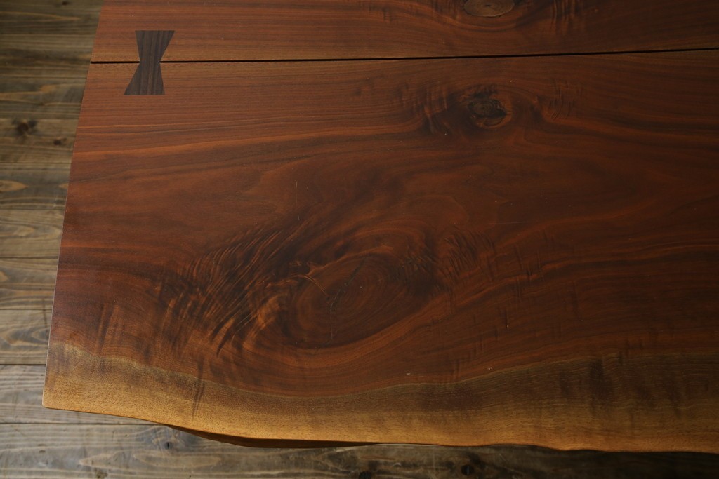 和製ヴィンテージ　美品　刻印なしの年代もの!!　ジョージ・ナカシマ(George Nakashima)　美しい木目とどっしりとした佇まいが魅力的なMINGUREN DINING(ミングレン)ダイニングテーブル　(R-084816)