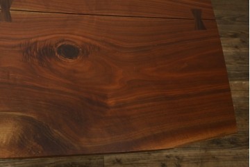 和製ヴィンテージ　美品　刻印なしの年代もの!!　ジョージ・ナカシマ(George Nakashima)　美しい木目とどっしりとした佇まいが魅力的なMINGUREN DINING(ミングレン)ダイニングテーブル　(R-084816)