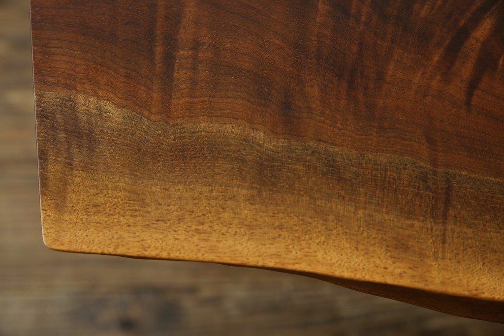 和製ヴィンテージ　美品　刻印なしの年代もの!!　ジョージ・ナカシマ(George Nakashima)　美しい木目とどっしりとした佇まいが魅力的なMINGUREN DINING(ミングレン)ダイニングテーブル　(R-084816)