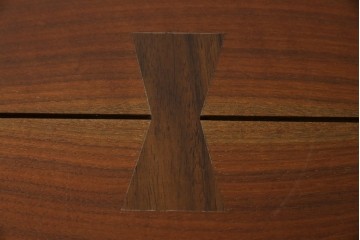 和製ヴィンテージ　美品　刻印なしの年代もの!!　ジョージ・ナカシマ(George Nakashima)　美しい木目とどっしりとした佇まいが魅力的なMINGUREN DINING(ミングレン)ダイニングテーブル　(R-084816)