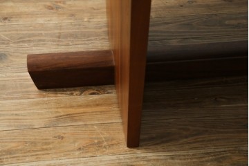 和製ヴィンテージ　美品　刻印なしの年代もの!!　ジョージ・ナカシマ(George Nakashima)　美しい木目とどっしりとした佇まいが魅力的なMINGUREN DINING(ミングレン)ダイニングテーブル　(R-084816)