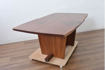 和製ヴィンテージ　美品　刻印なしの年代もの!!　ジョージ・ナカシマ(George Nakashima)　美しい木目とどっしりとした佇まいが魅力的なMINGUREN DINING(ミングレン)ダイニングテーブル　(R-084816)