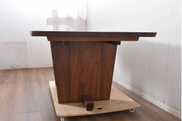 和製ヴィンテージ　美品　刻印なしの年代もの!!　ジョージ・ナカシマ(George Nakashima)　美しい木目とどっしりとした佇まいが魅力的なMINGUREN DINING(ミングレン)ダイニングテーブル　(R-084816)