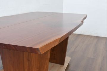 和製ヴィンテージ　美品　刻印なしの年代もの!!　ジョージ・ナカシマ(George Nakashima)　美しい木目とどっしりとした佇まいが魅力的なMINGUREN DINING(ミングレン)ダイニングテーブル　(R-084816)