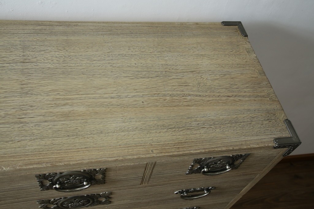 中古　会津松本(會津松本)　東西館　牡丹金具が上品な会津桐箪笥　定価約74万円　(R-084818)