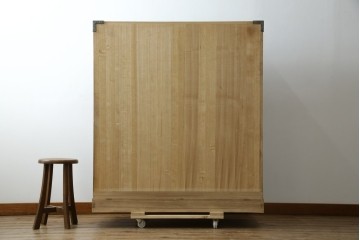 中古　会津松本(會津松本)　東西館　牡丹金具が上品な会津桐箪笥　定価約74万円　(R-084818)