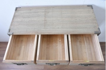 中古　会津松本(會津松本)　東西館　牡丹金具が上品な会津桐箪笥　定価約74万円相当　(R-084818)
