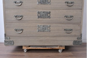 中古　会津松本(會津松本)　東西館　牡丹金具が上品な会津桐箪笥　定価約74万円相当　(R-084818)