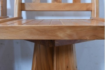 和製ビンテージ　美品　希少品　屋久杉　温もりと格調を備えた回転チェア2脚　セット定価約100万円相当　(R-084820)