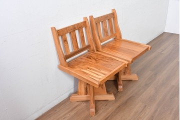 和製ビンテージ　美品　希少品　屋久杉　温もりと格調を備えた回転チェア2脚　セット定価約100万円相当　(R-084820)