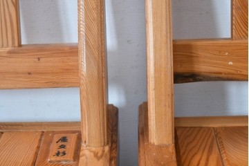 和製ビンテージ　美品　希少品　屋久杉　温もりと格調を備えた回転チェア2脚　セット定価約100万円相当　(R-084821)
