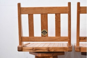 和製ビンテージ　美品　希少品　屋久杉　温もりと格調を備えた回転チェア2脚　セット定価約100万円相当　(R-084821)